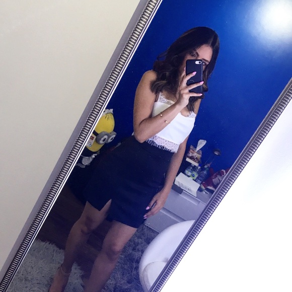 Matching crop top & skirt - Picture 1 of 1